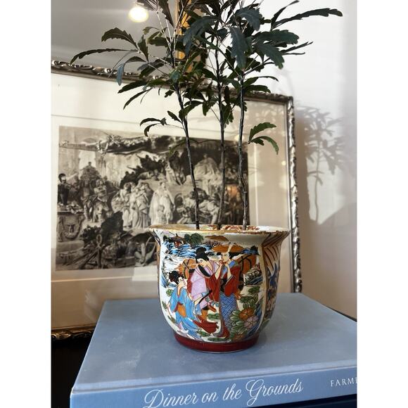 Antique Japanese‎ Satsuma Ware Planter – Hand-Painted Small 4.25 H x 5.5” W - Picture 3 of 5